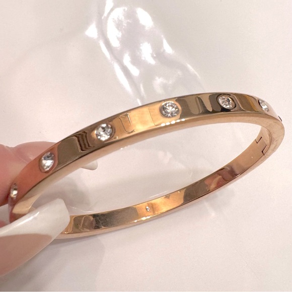 Kate Spade Set in Stone Hinged Bangle - Picture 4 of 7